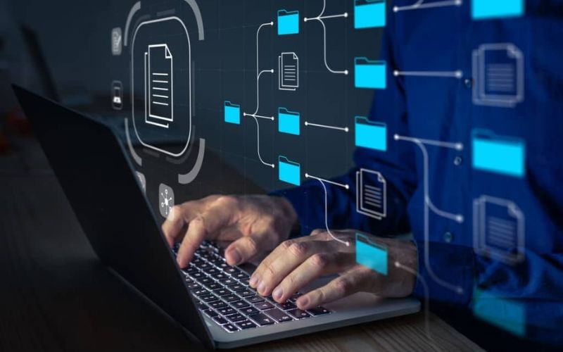 Nên làm phẳng cấu trúc thông tin